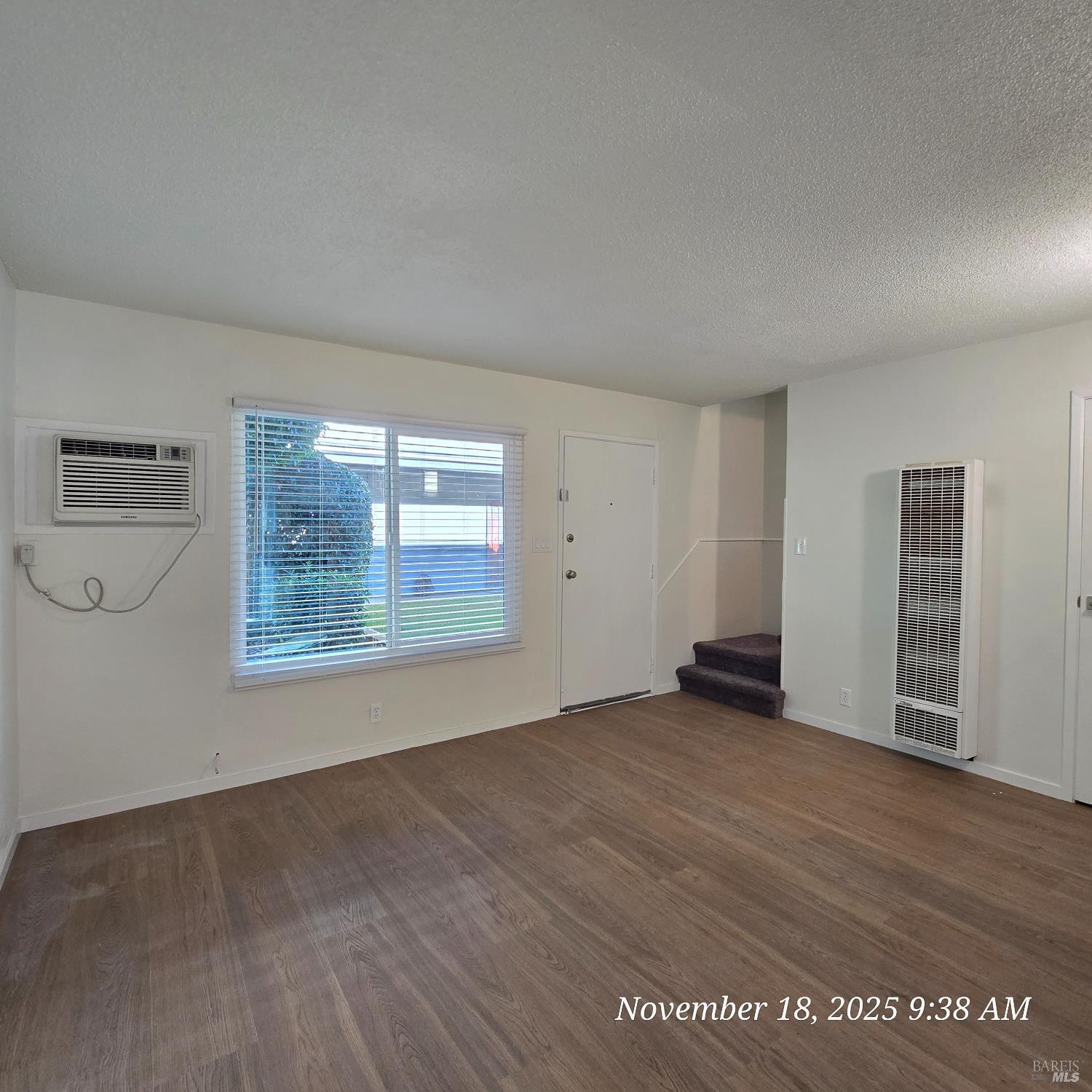 Vacaville Condo: 140 Cernon Street