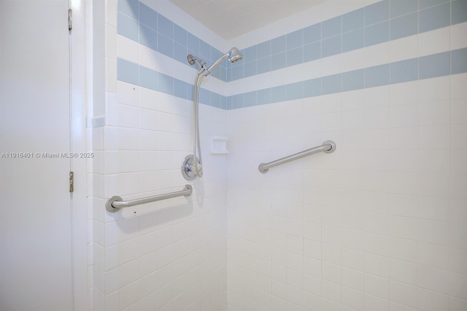 Lake Placid Condo: 220 Rhapsody Avenue