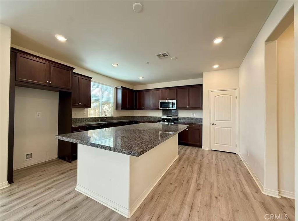 Ontario Condo: 4263 South Glacier Trail
