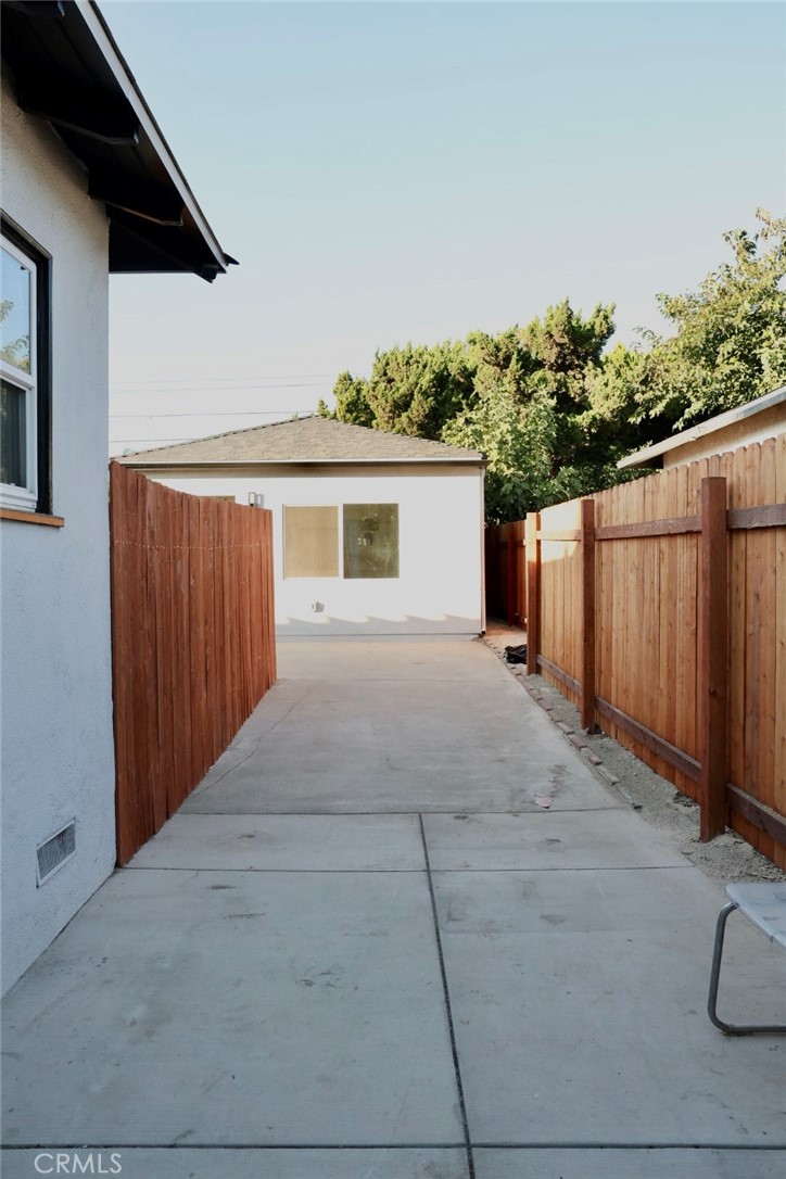 Ontario Condo: 728 West E Street