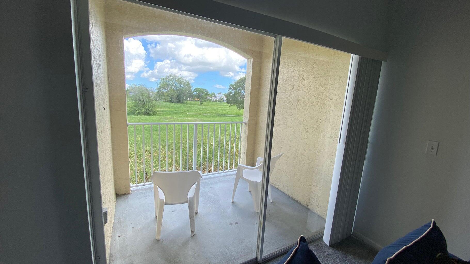 Wellington Condo: 2060 Greenview Shores Boulevard