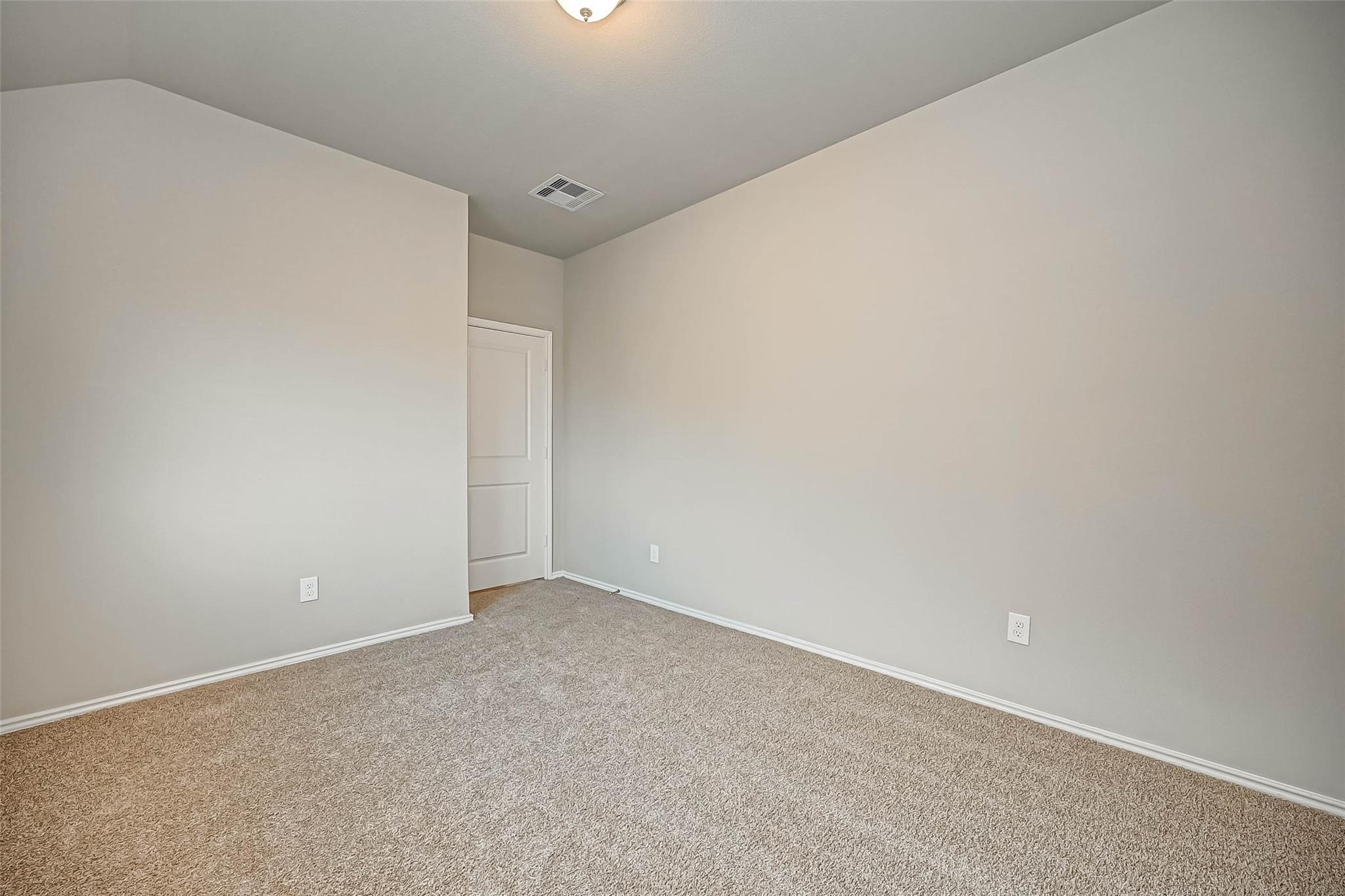 Richmond Condo: 1535 Munson Valley Road