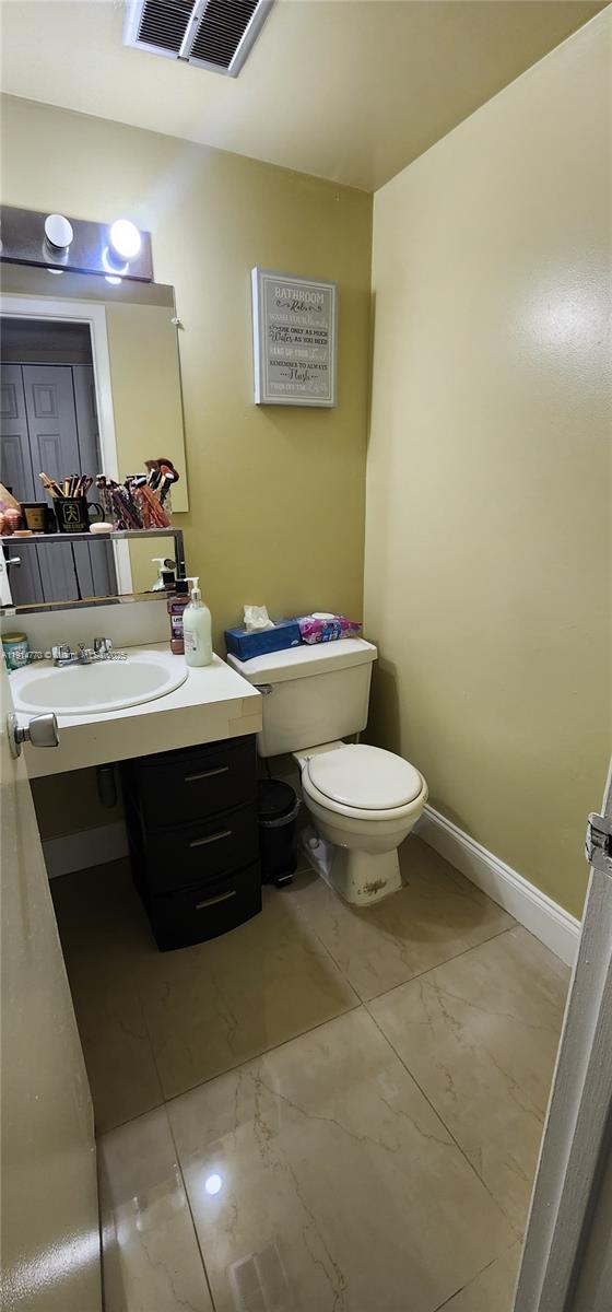 Hollywood Condo: 1425 Arthur Street