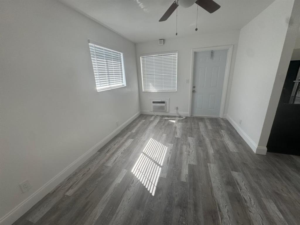 Hollywood Condo: 1958 McKinley Street