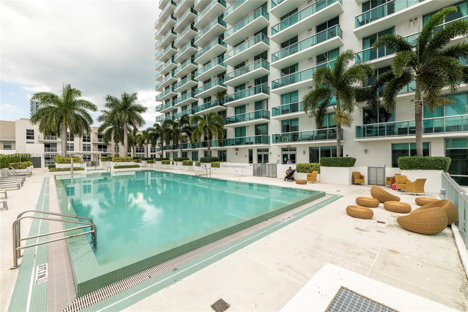 Miami Condo: 333 Northeast 24th Street