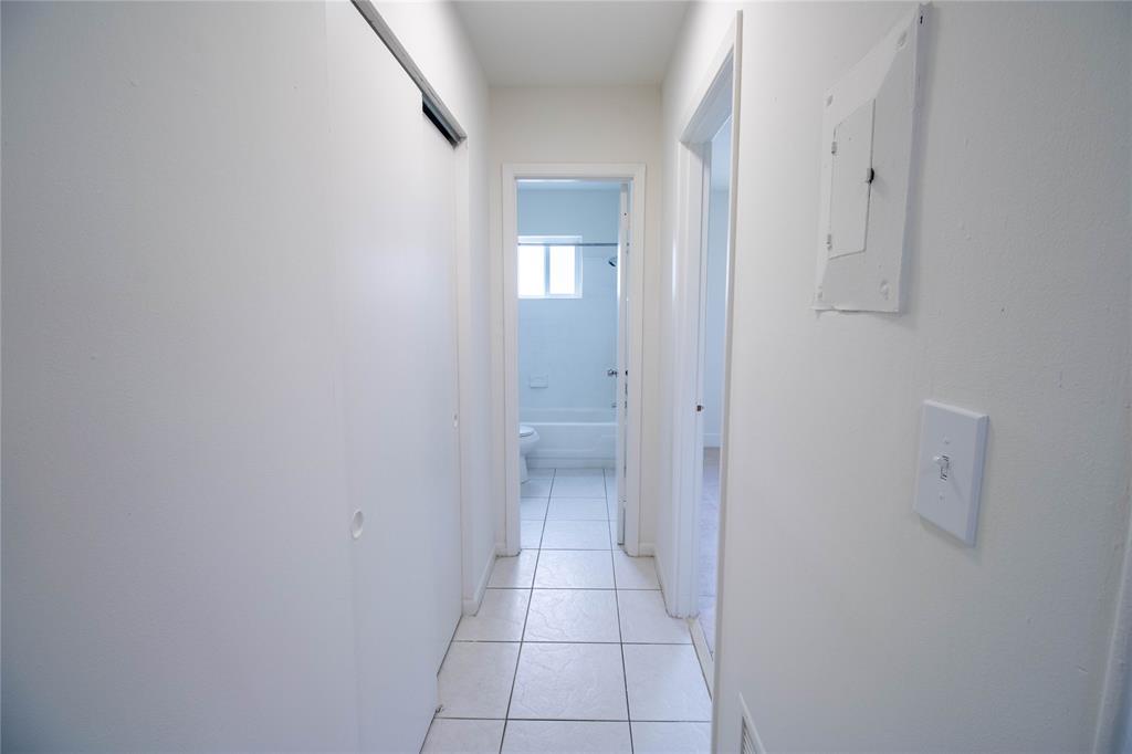 Hollywood Condo: 1727 Liberty Street