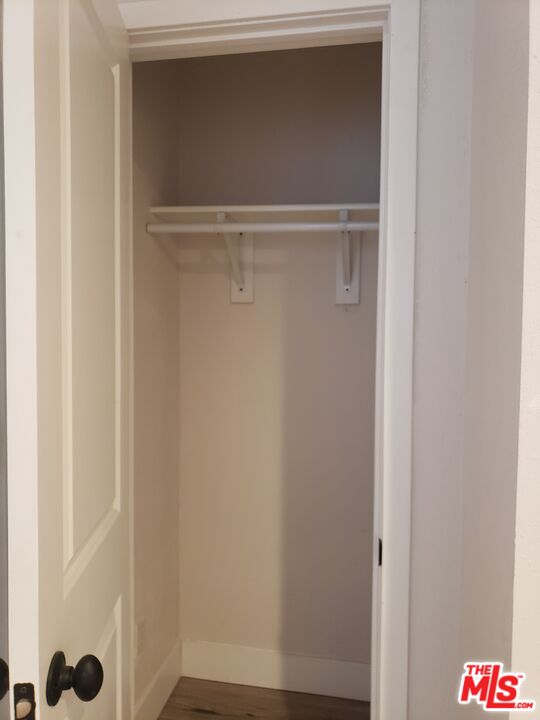 Los Angeles Condo: 3515 Lifur Avenue