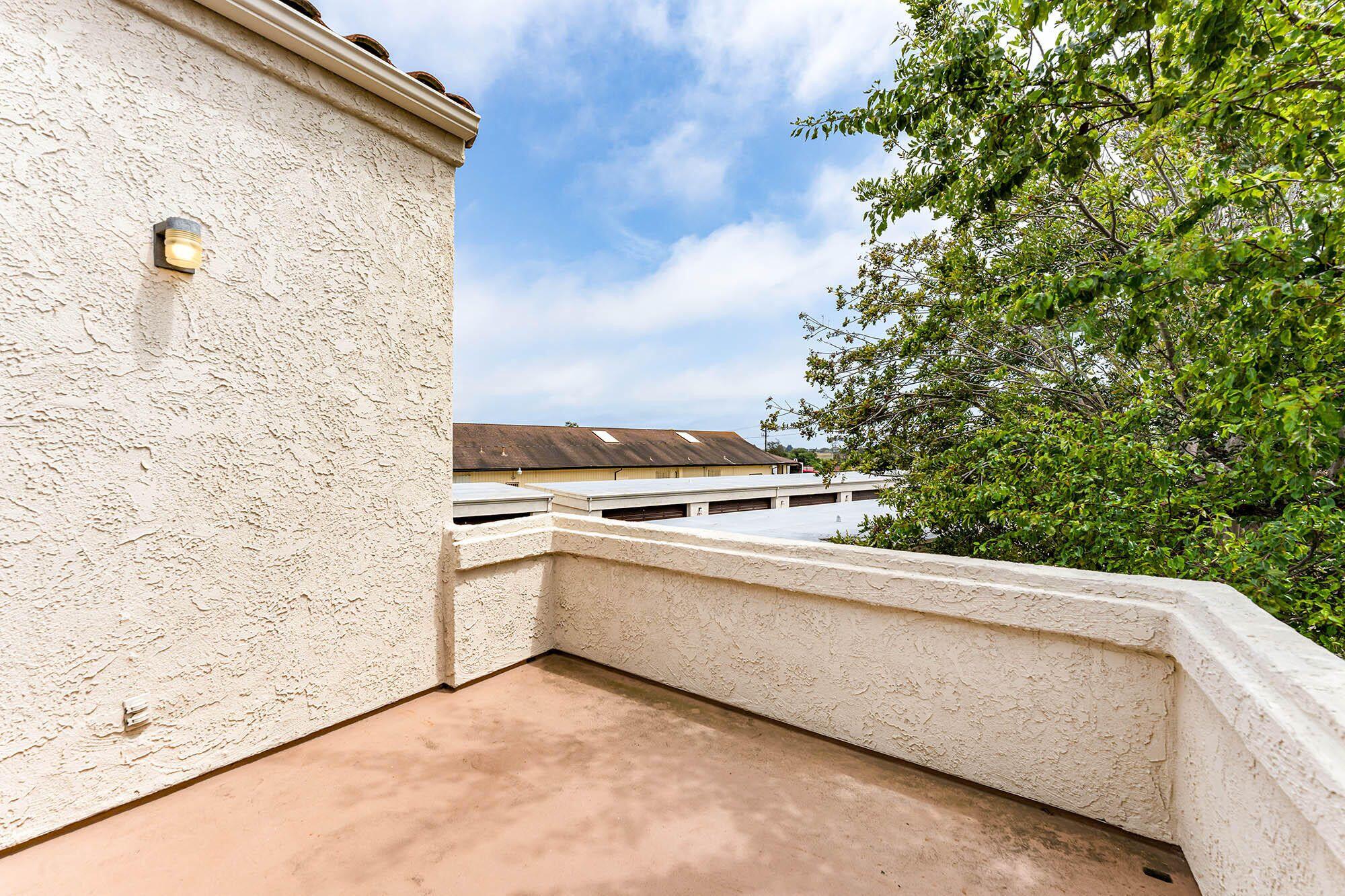 Carpinteria Condo: 1240 Franciscan Court