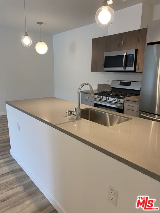 Van Nuys Condo: 6640 Woodley Avenue