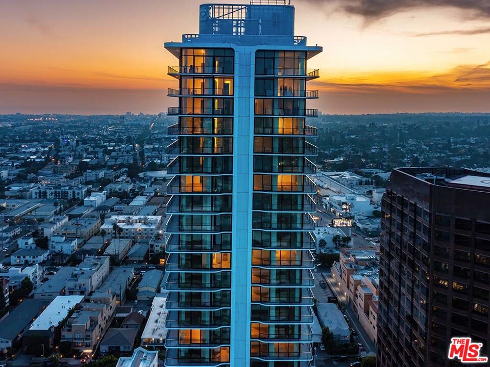 Los Angeles Condo: 11750 Wilshire Boulevard