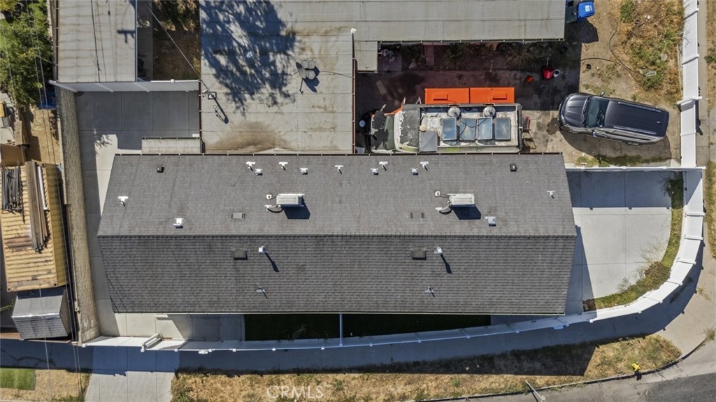 Granada Hills Condo: 16404 Donmetz Street