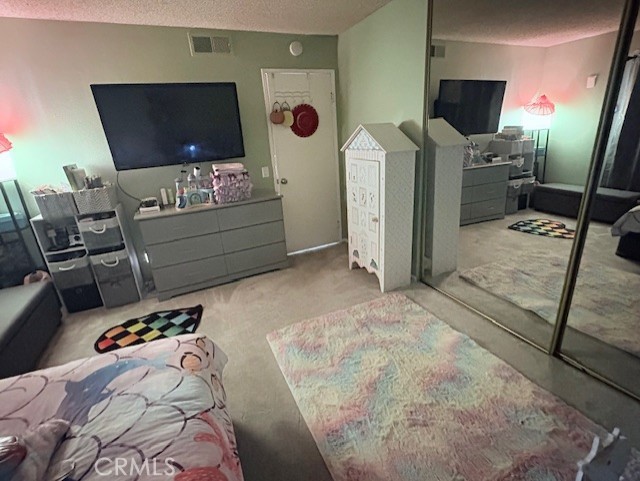 Lancaster Condo: 42841 15th Street West