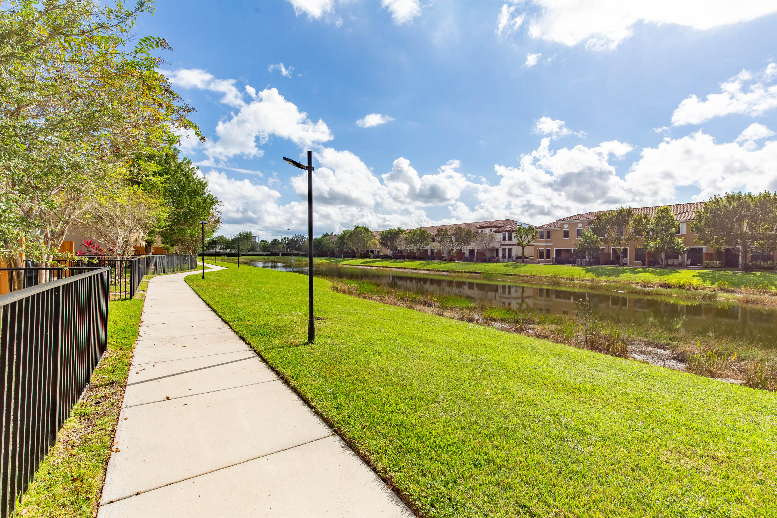 Wellington Condo: 10349 Wellington Parc Drive