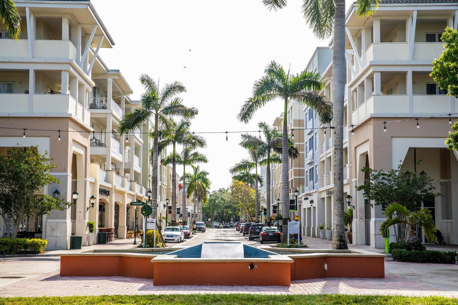 Jupiter Condo: 1209 Main Street