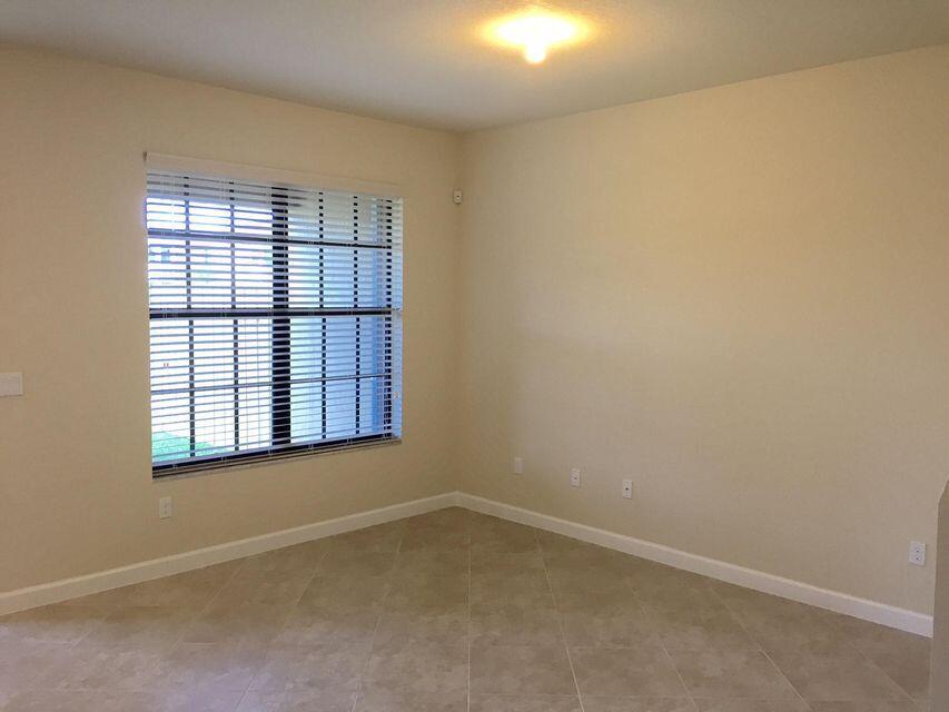 Wellington Condo: 10217 Wellington Parc Drive