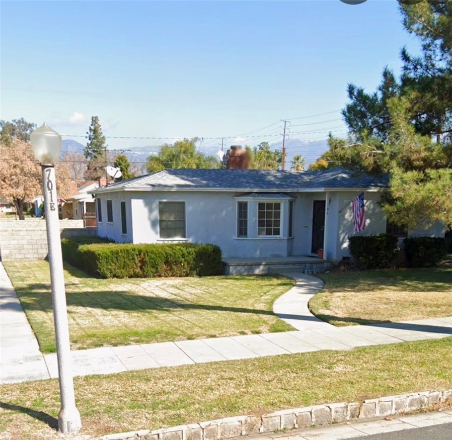 Redlands Condo: 703 East Colton Avenue