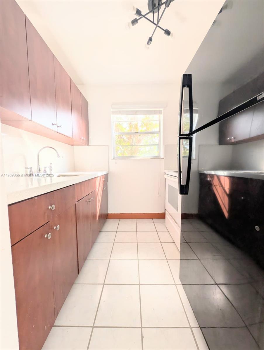 Homestead Condo: 1551 Northeast 8th Street