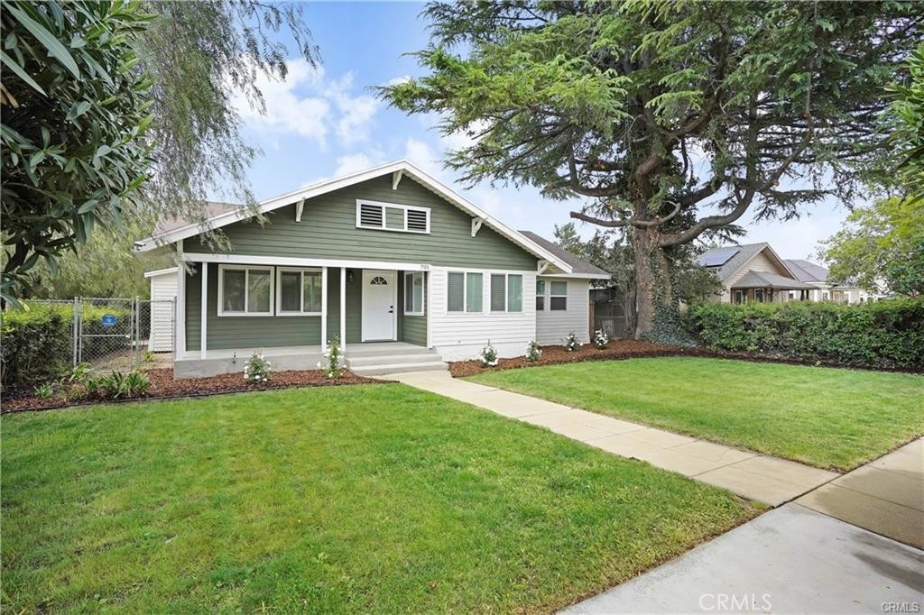 Beaumont Condo: 701 Euclid Avenue