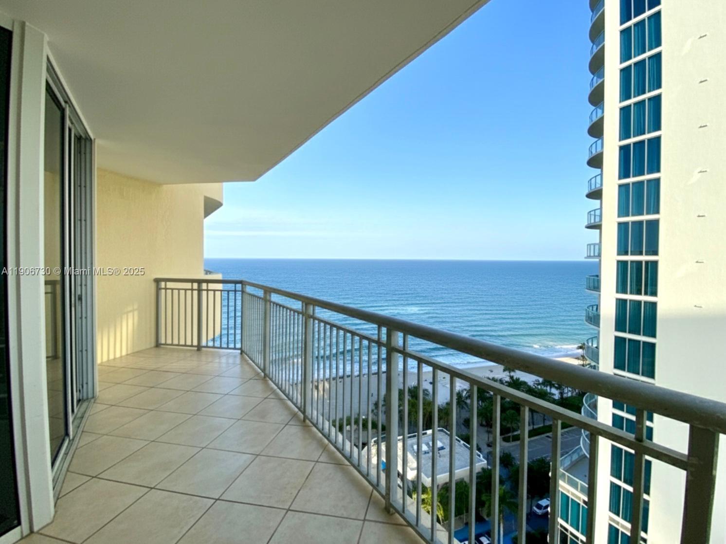 Sunny Isles Beach Condo: 17375 Collins Avenue