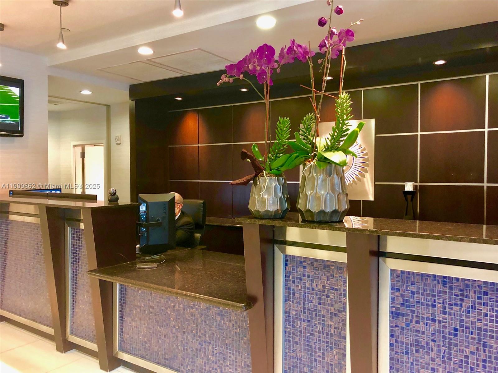 Miami Condo: 1800 North Bayshore Drive