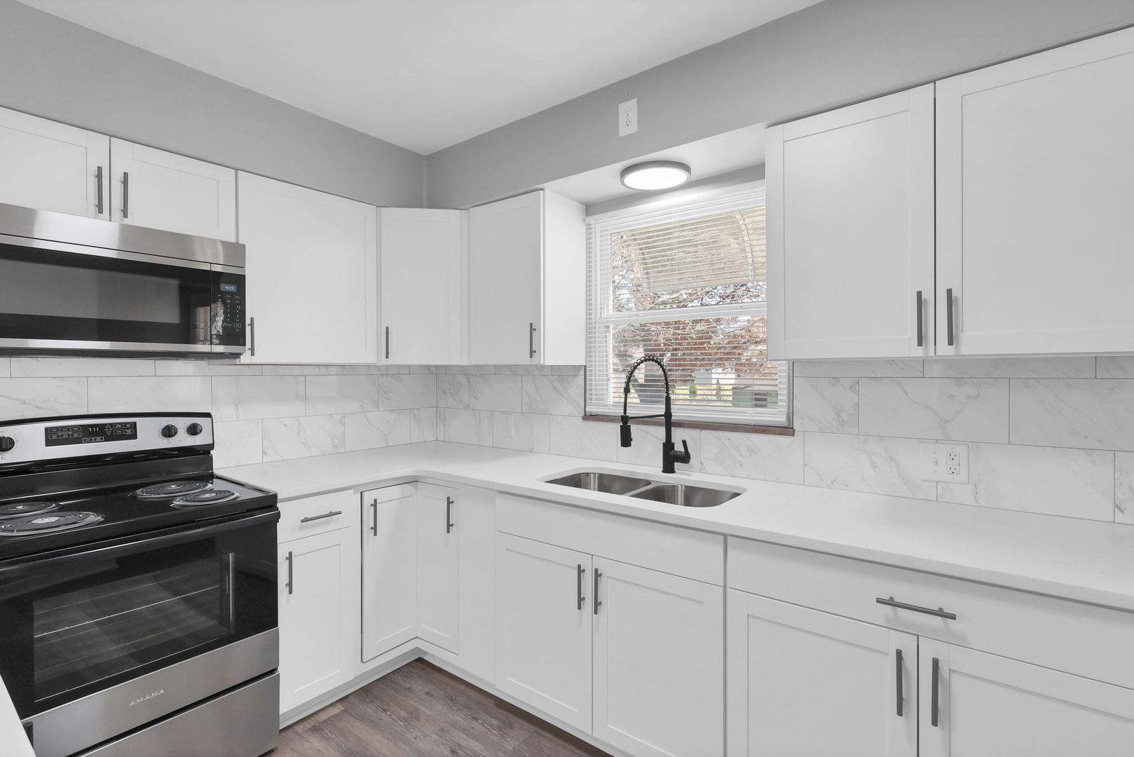 Columbus House: 1820 Oakwood Ave