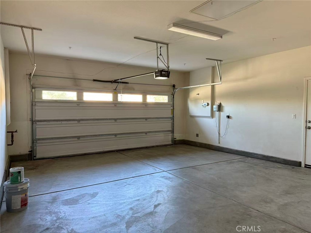 Fontana Condo: 7895 Sea Salt Avenue