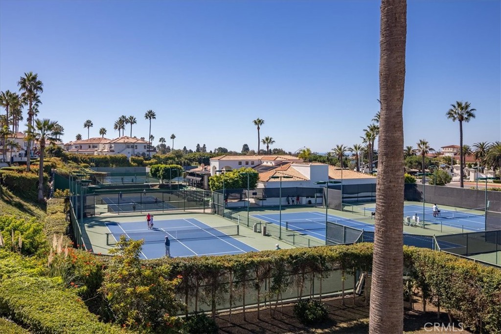Dana Point Condo: 7 Centre Court
