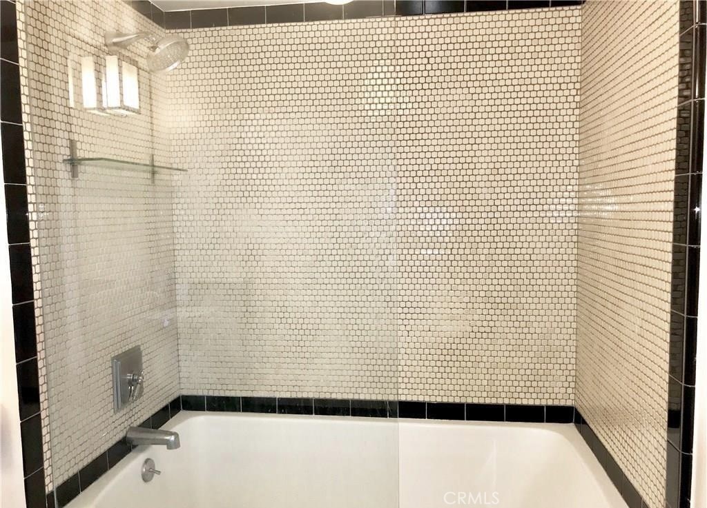 Los Angeles Condo: 4111 Sunset Boulevard