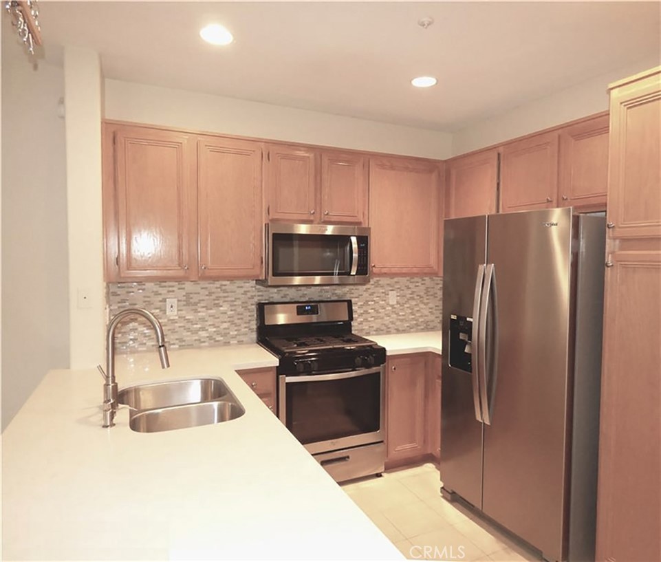 Aliso Viejo Condo: 32 Vellisimo Drive
