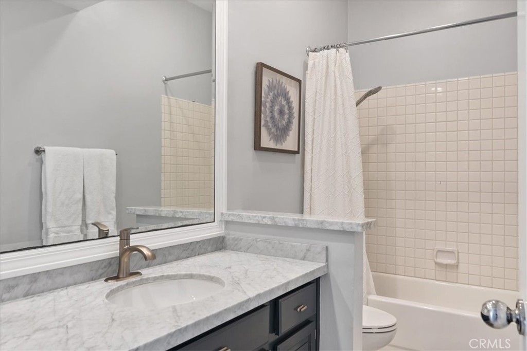 Dana Point Condo: 7 Centre Court