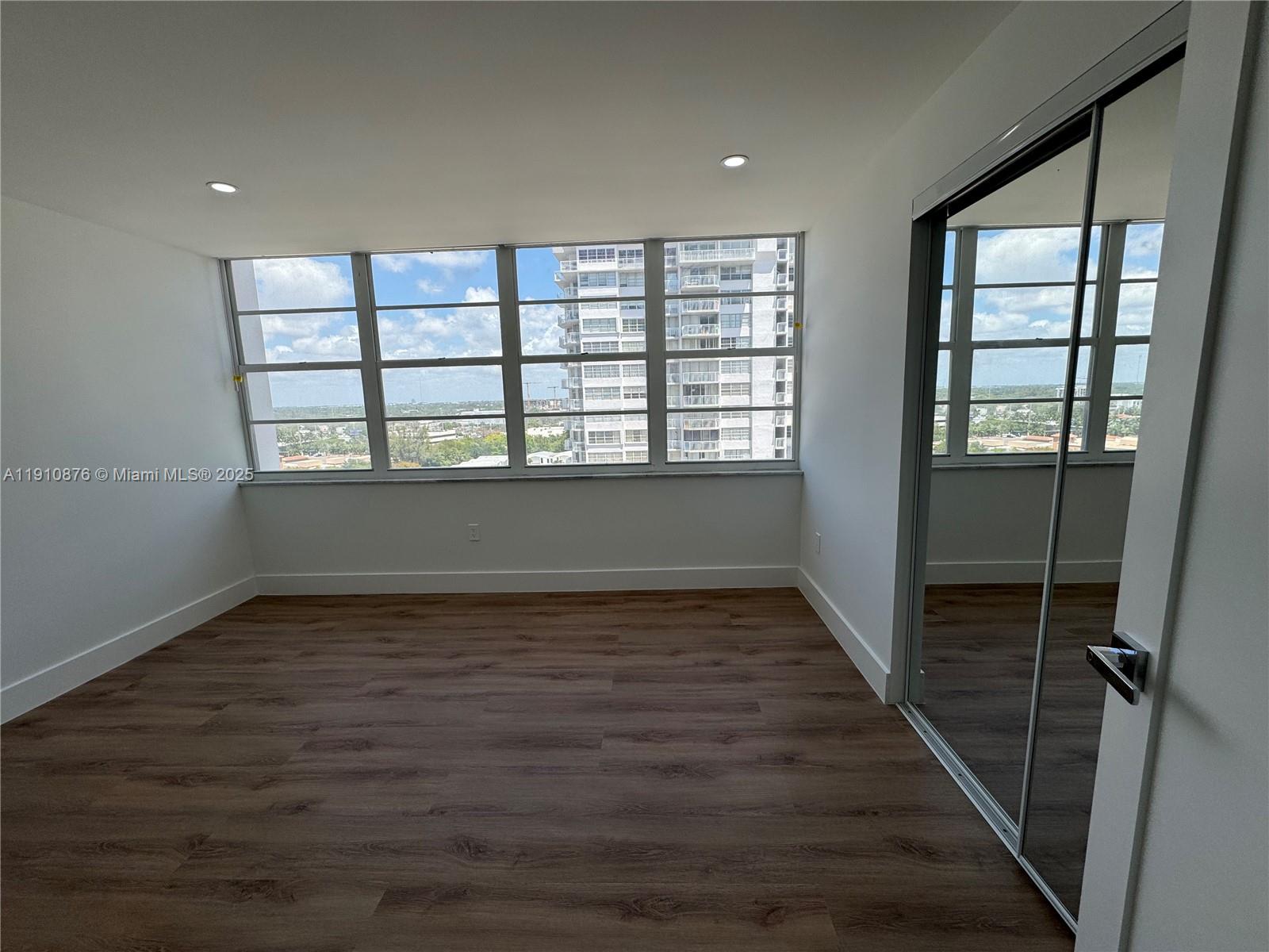 Aventura Condo: 18031 Biscayne Boulevard