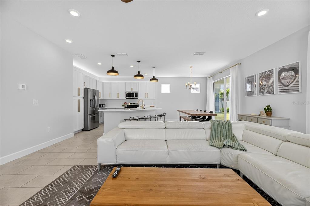 Apollo Beach Condo: 324 Black Rock Lane