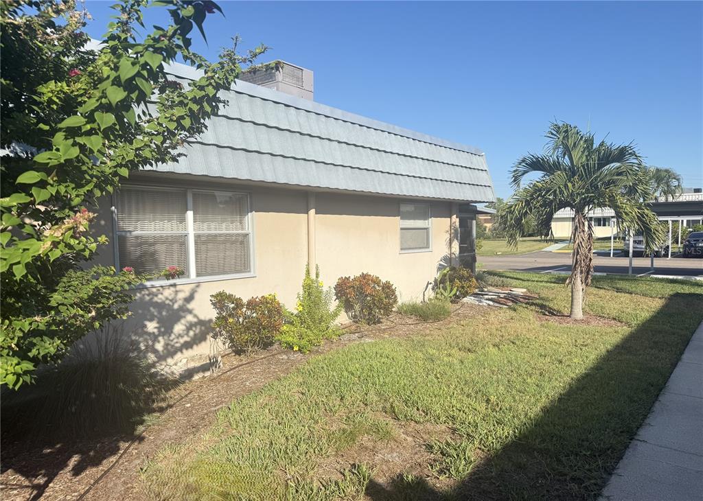 Sun City Center Condo: 1802 Bedford Terrace