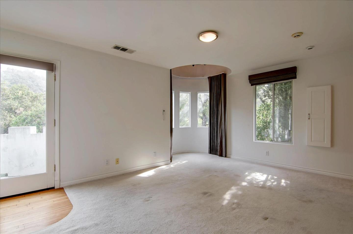 Los Angeles Condo: 8527 Wonderland Avenue