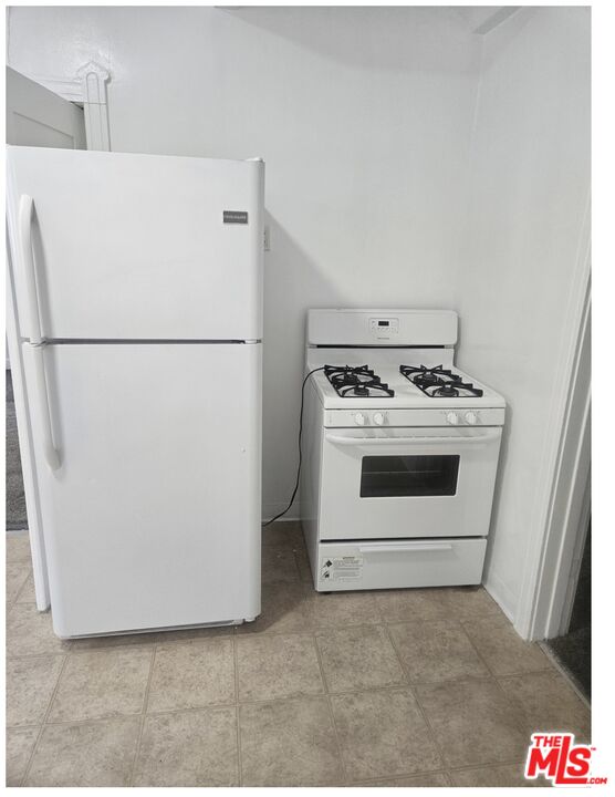 Los Angeles Condo: 6407 Orange Street