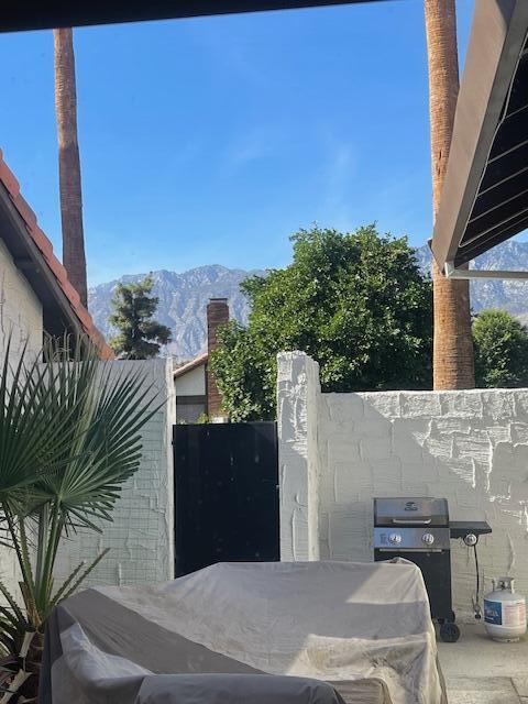 Palm Springs Condo: Undisclosed Address