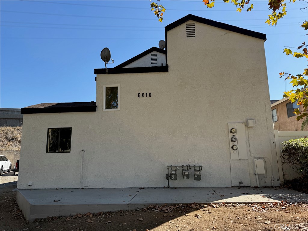 Riverside Condo: 5010 Brooks Street