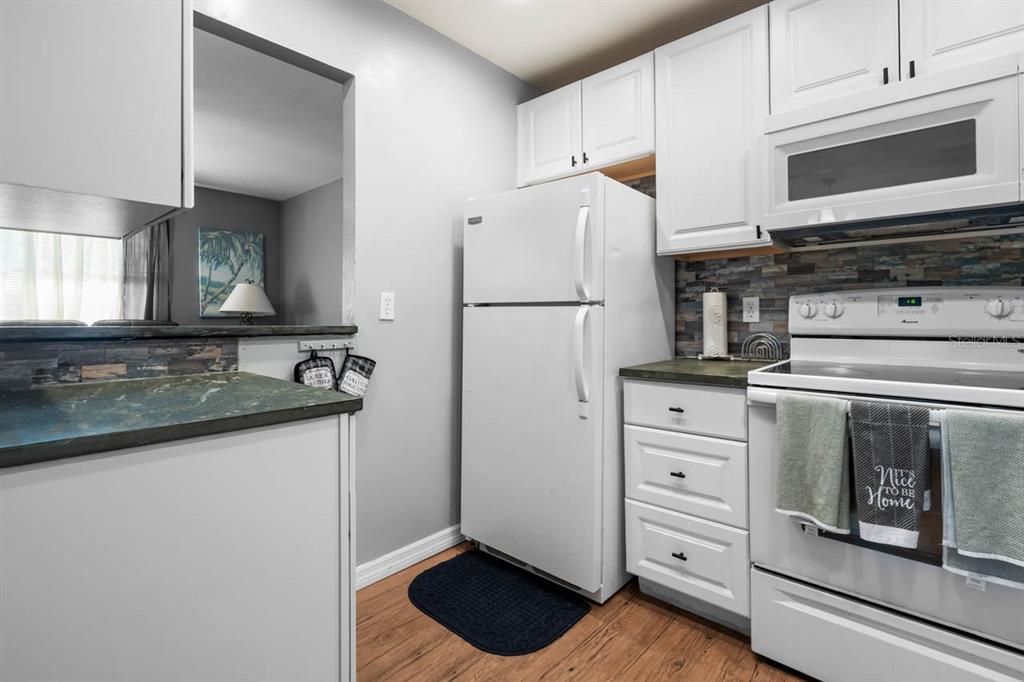 Sun City Center Condo: 1802 Bedford Terrace