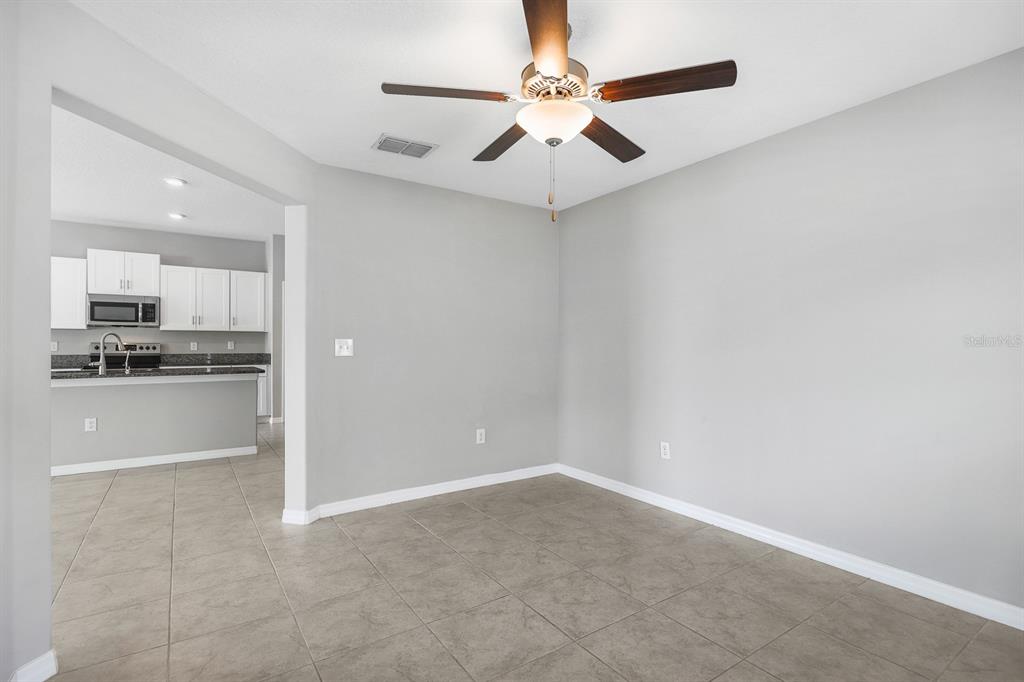 Ruskin Condo: 190 Rain Berry Avenue