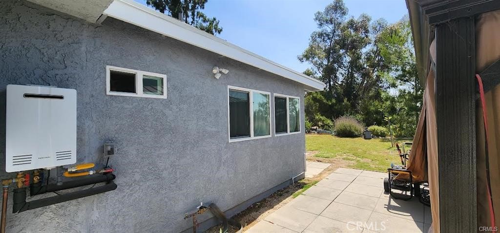 Sylmar Condo: 15980 Filbert Street