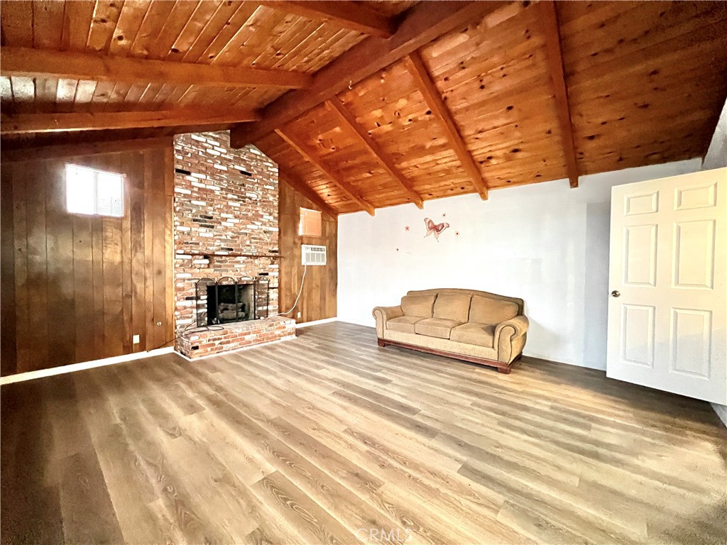 Whittier Condo: 15708 Rushford Street