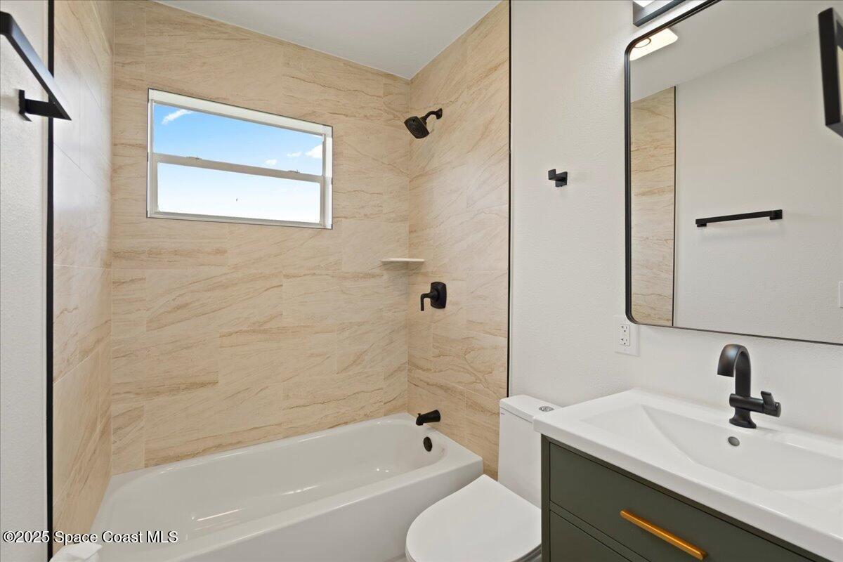 Melbourne Condo: 301 West Rutgers Street