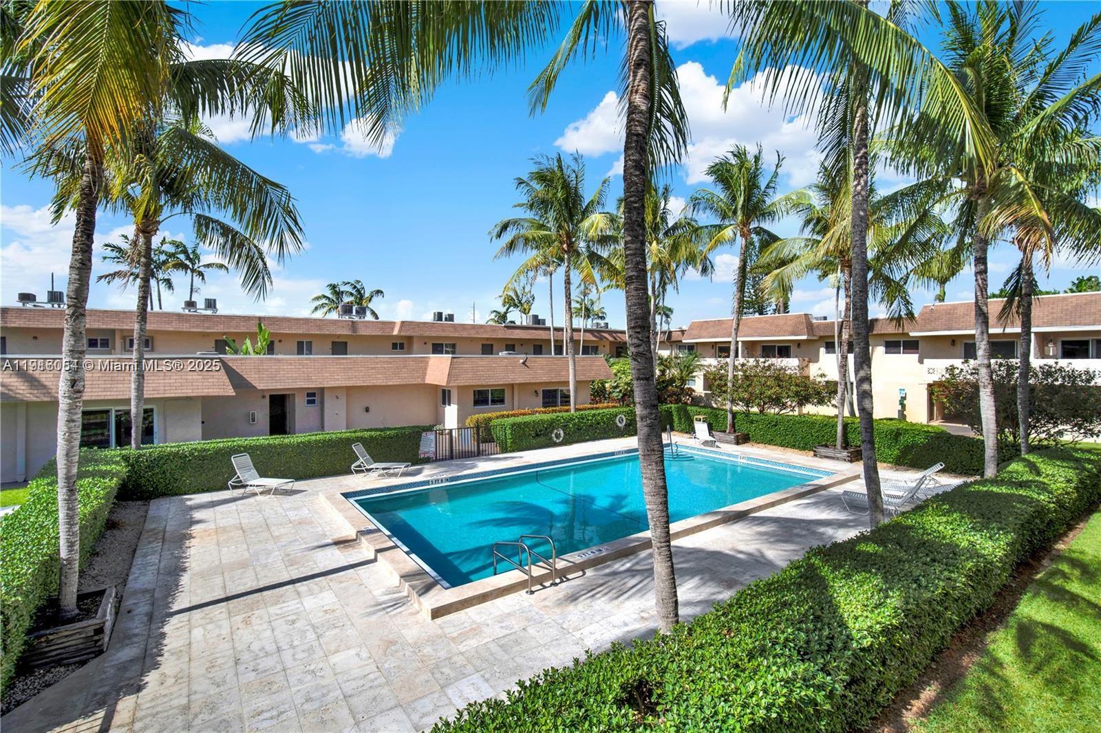 Miami Condo: 14500 Southwest 88th Avenue
