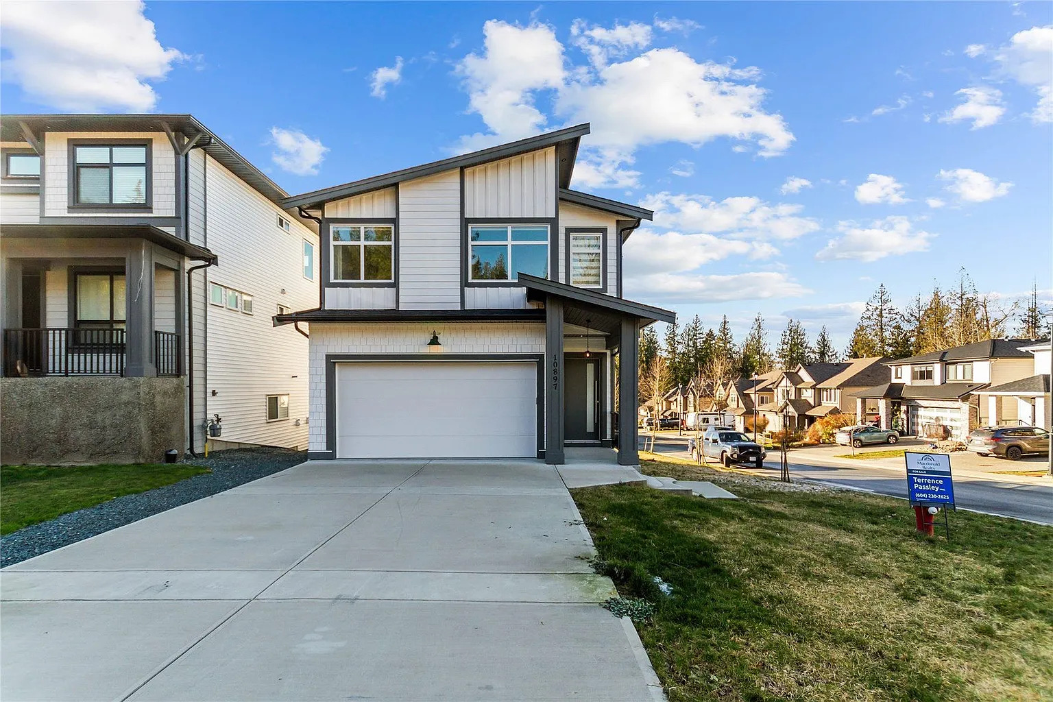 Maple Ridge House: 10897 Morrisette Place - Upper
