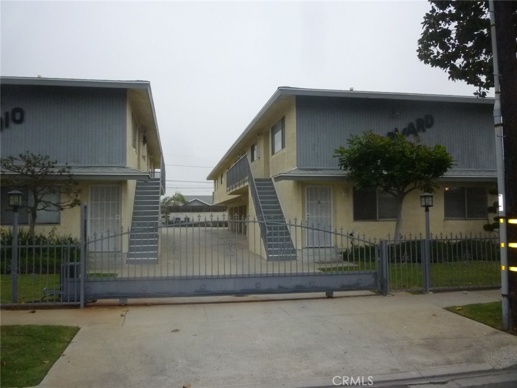 Gardena Condo: 15910 Harvard Boulevard