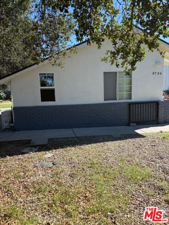 Tujunga Condo: 9736 Tujunga Canyon Place