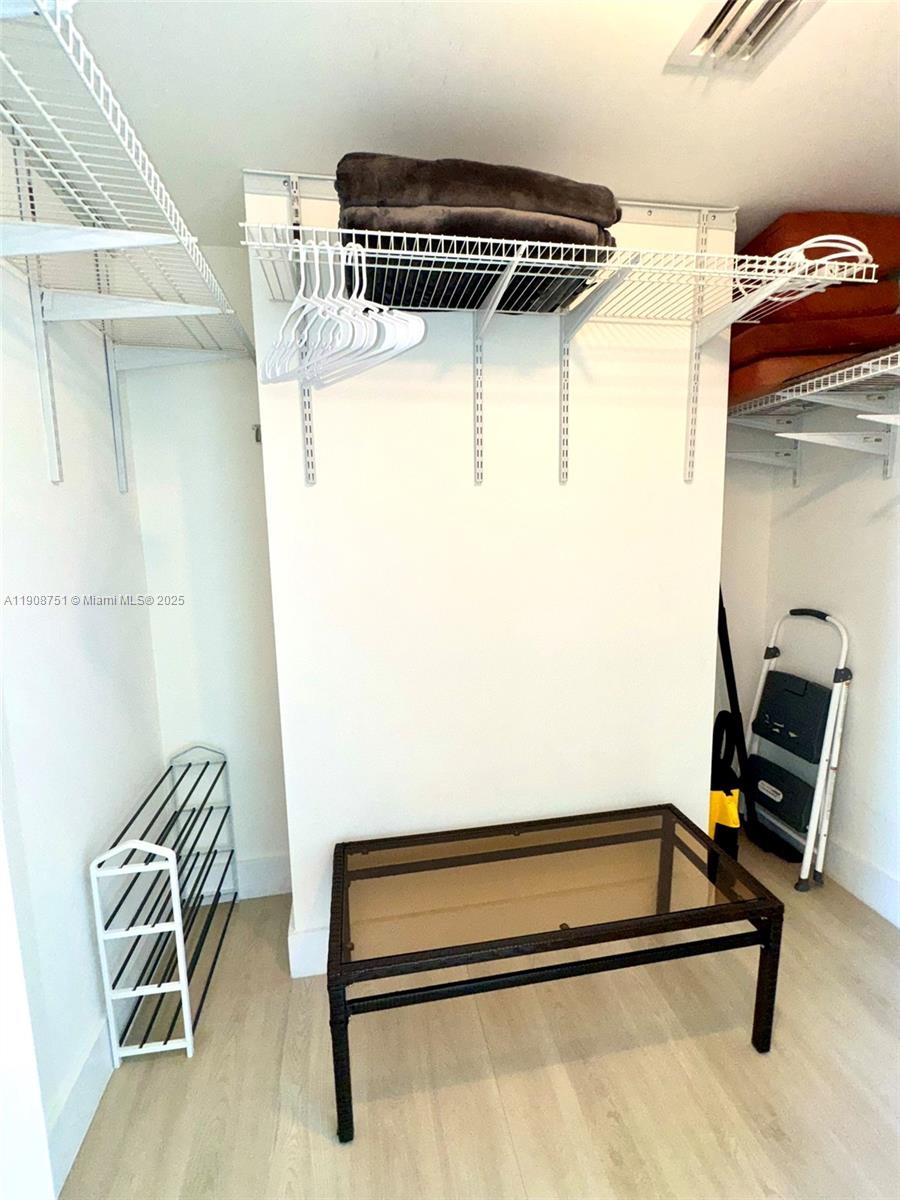 Miami Condo: 185 Southwest 7th Street