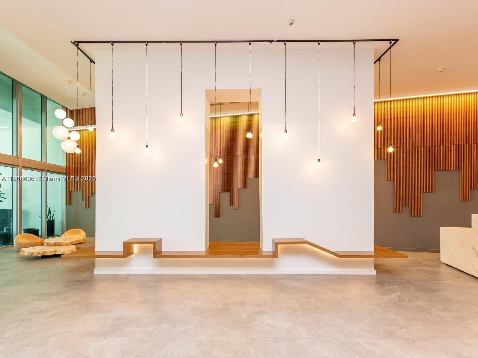 Miami Condo: 350 South Miami Avenue