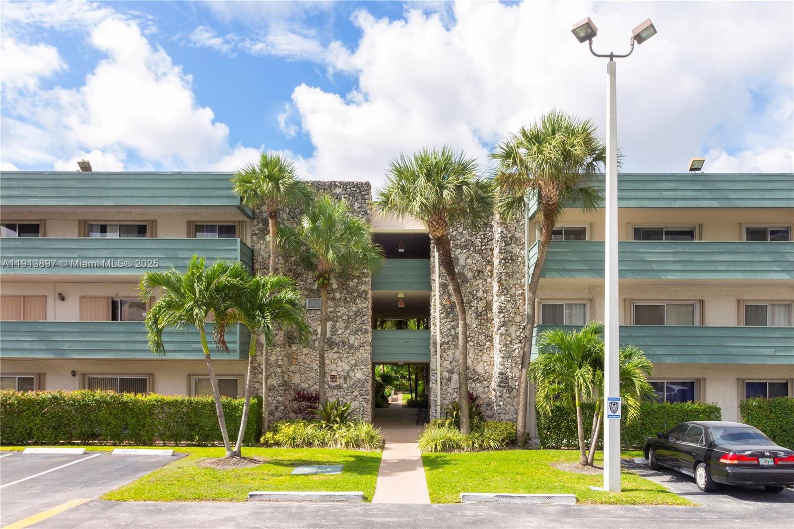 Miami Condo: 8305 Southwest 72nd Avenue