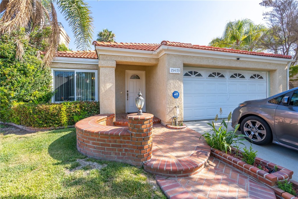 Moorpark Condo: 15479 Doris Court